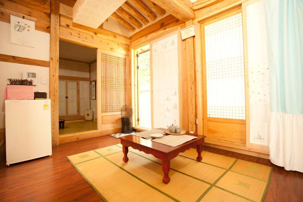 NamHyunDang - Hanok Korean Traditional House Seoul Bagian luar foto