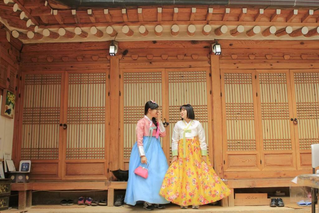 NamHyunDang - Hanok Korean Traditional House Seoul Bagian luar foto