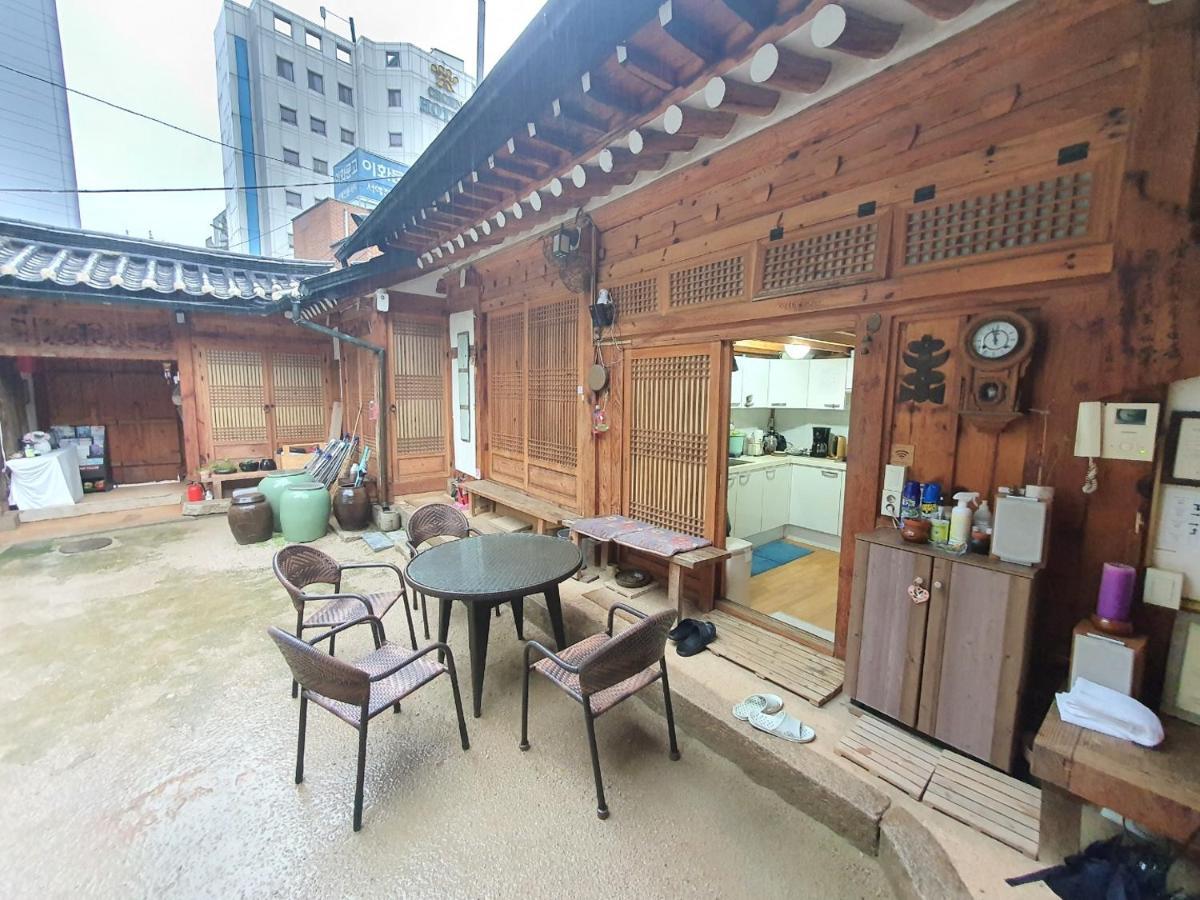 NamHyunDang - Hanok Korean Traditional House Seoul Bagian luar foto