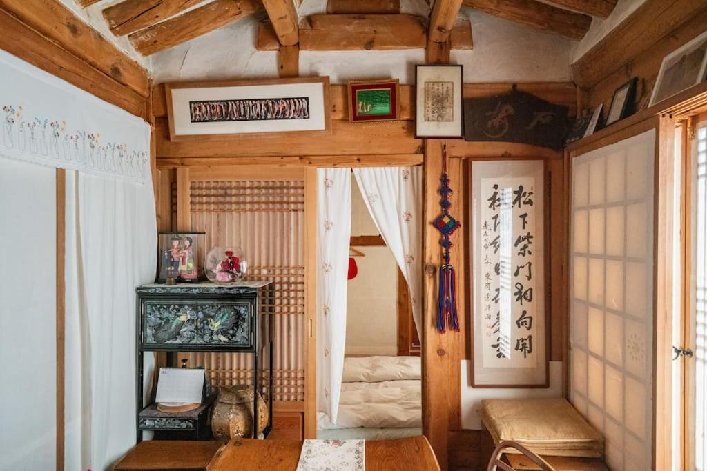 NamHyunDang - Hanok Korean Traditional House Seoul Bagian luar foto