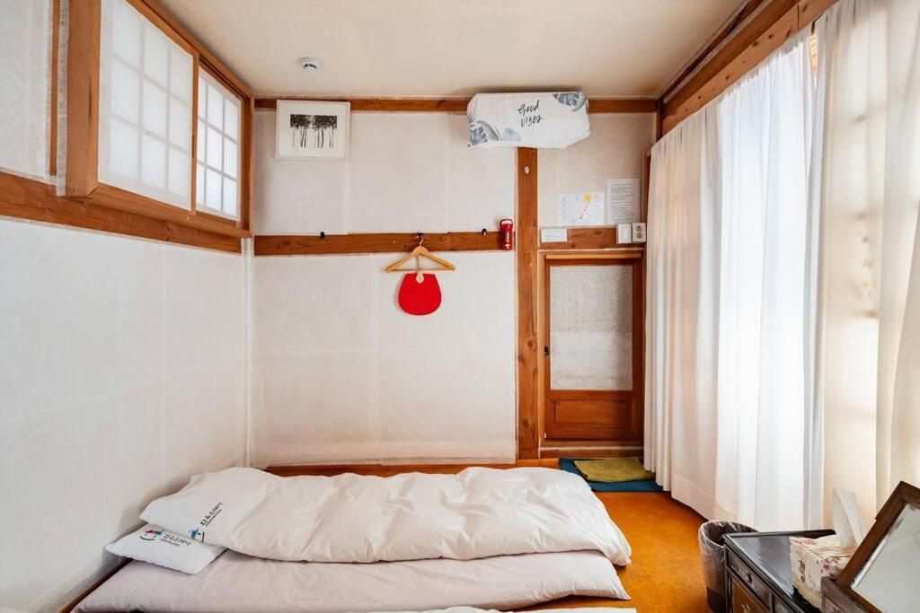 NamHyunDang - Hanok Korean Traditional House Seoul Bagian luar foto
