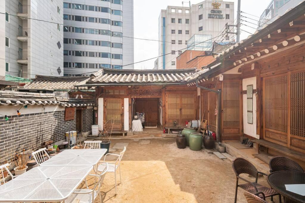 NamHyunDang - Hanok Korean Traditional House Seoul Bagian luar foto